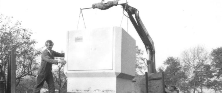 1976: Eerste betonnen compact station